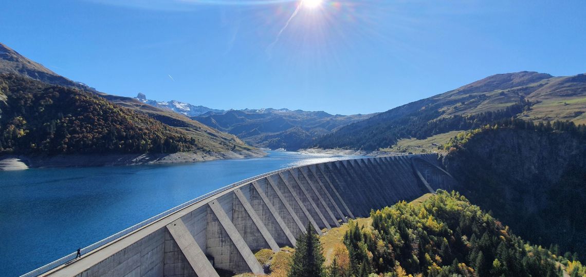 Roselend dam